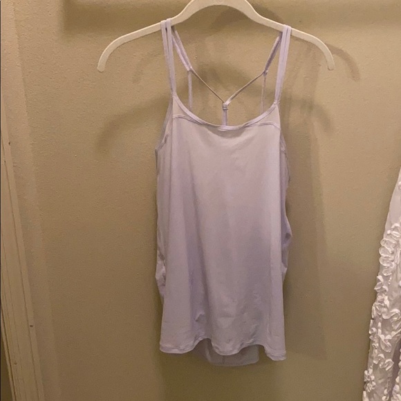 Lululemon tank - Picture 1 of 5